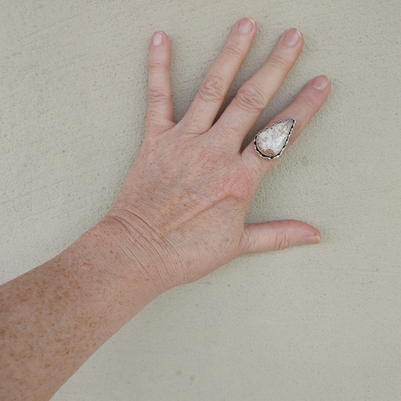 Scolecite Ring in 925 Sterling Silver Overlay (size 9) - Picture 8 of 13